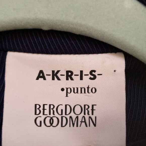 🎊🍾🎈LUXURY HP 🔥 Akris navy blue and white jacket 🔥🎉💕🏆 - Picture 2 of 6